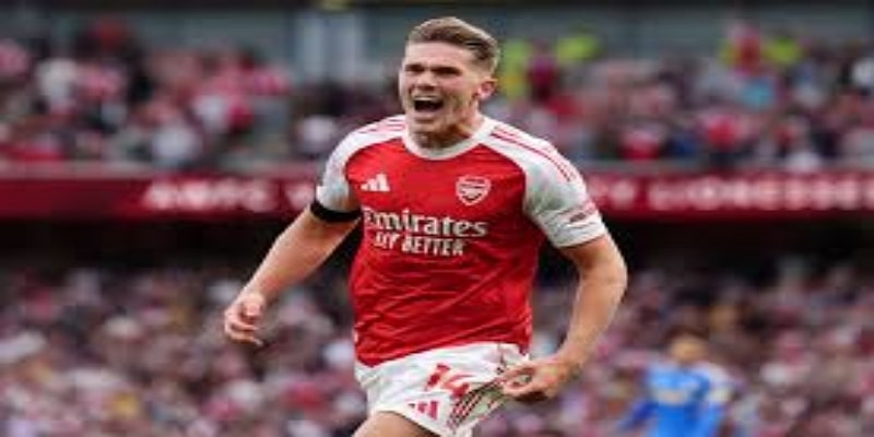 曼联与热刺的阵容重组-开云体育