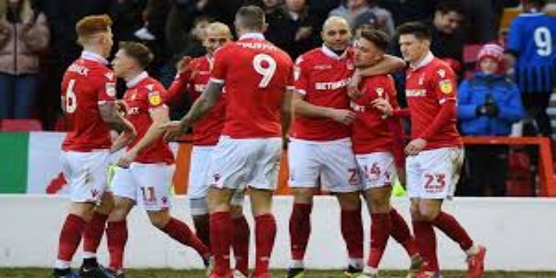 米伦科维奇的空中对抗成功率仅次于范迪克  - 开云体育